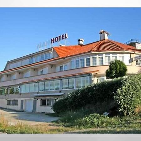 Aparthotel Corcubion Playa De Quenxe ภายนอก รูปภาพ