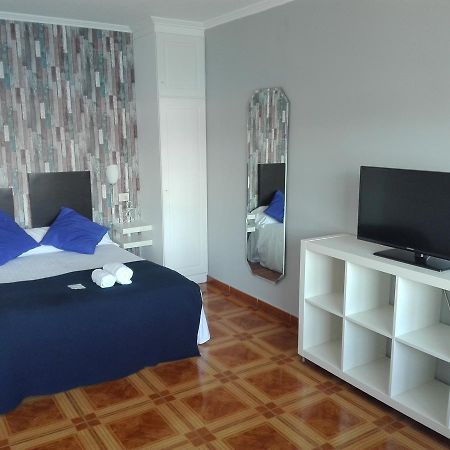 Aparthotel Corcubion Playa De Quenxe ภายนอก รูปภาพ