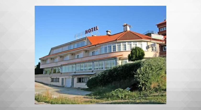 Aparthotel Corcubion Playa De Quenxe ภายนอก รูปภาพ