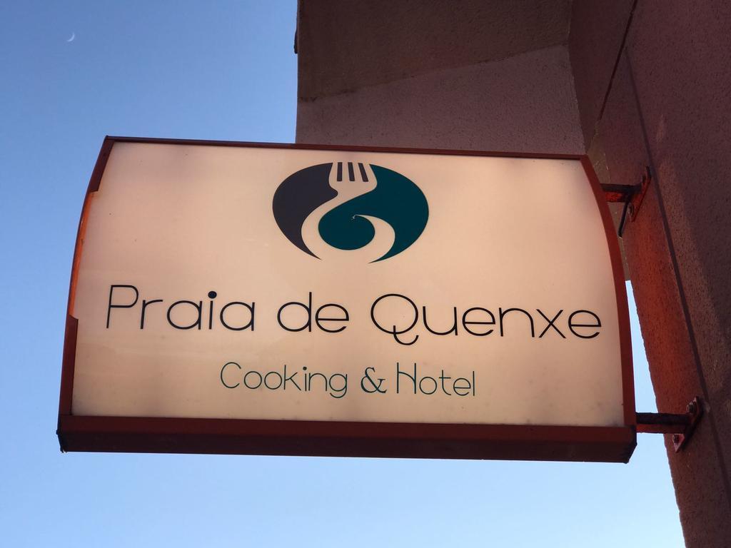 Aparthotel Corcubion Playa De Quenxe ภายนอก รูปภาพ
