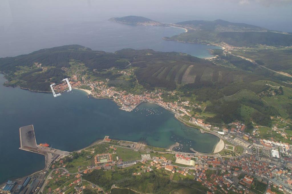 Aparthotel Corcubion Playa De Quenxe ภายนอก รูปภาพ