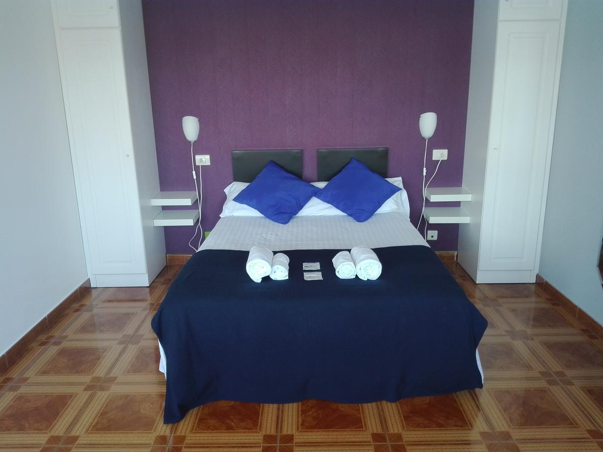Aparthotel Corcubion Playa De Quenxe ภายนอก รูปภาพ