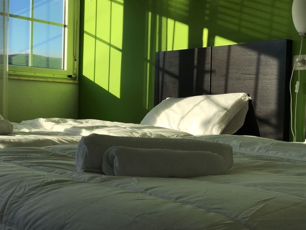Aparthotel Corcubion Playa De Quenxe ภายนอก รูปภาพ