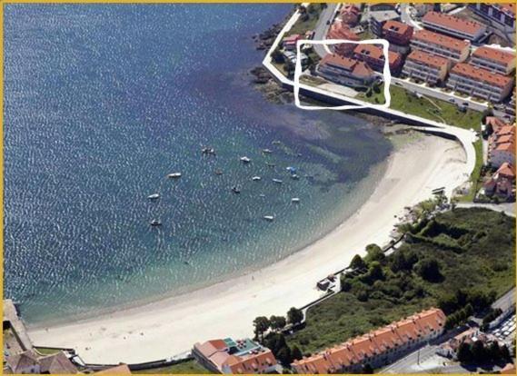 Aparthotel Corcubion Playa De Quenxe ภายนอก รูปภาพ